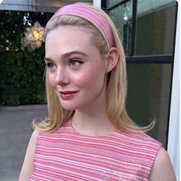 NEW 90’s PINK CANDY STRIPED HEADBAND HAIR ACCESSORY TIARA PLASTIC BARBIE GLITTER